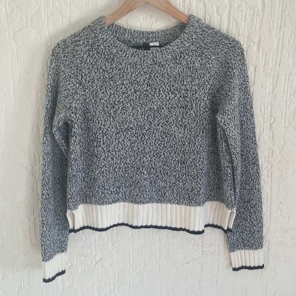 H&M Black and White Knitted Sweater Size Small